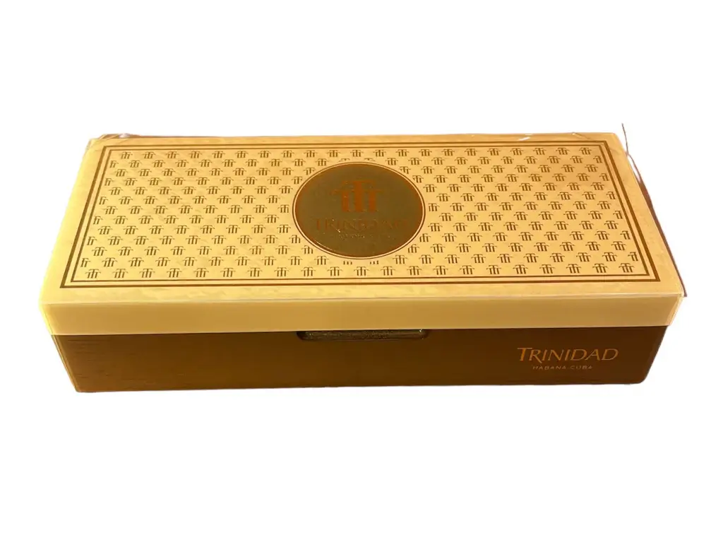 Trinidad Robusto Extra - 55th Anniversary Gift Box - Image 2